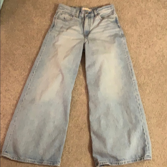 levi's loose ultra wide leg jeans